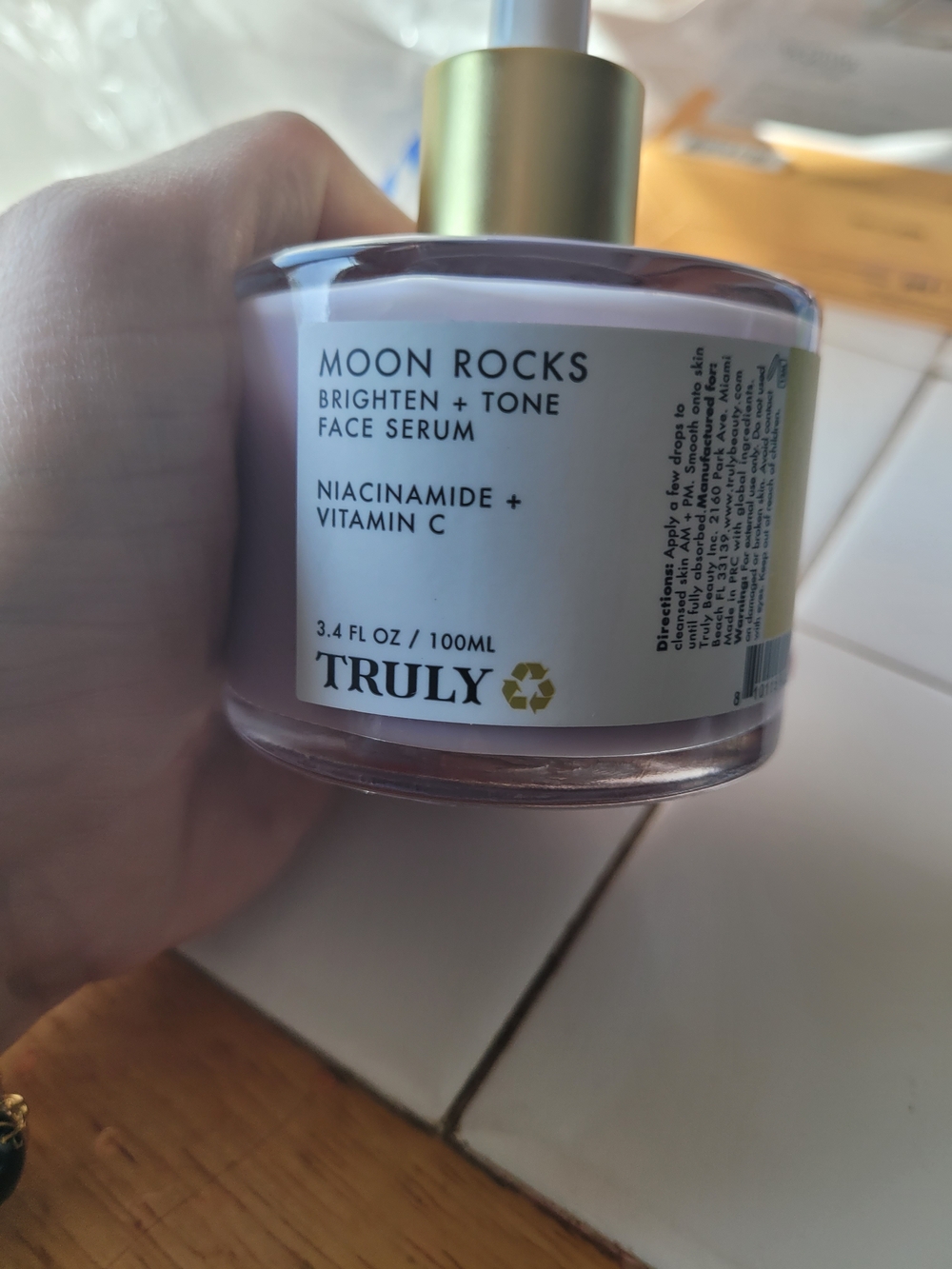 TRULY Moon Rocks Brighten + Tone Face Serum